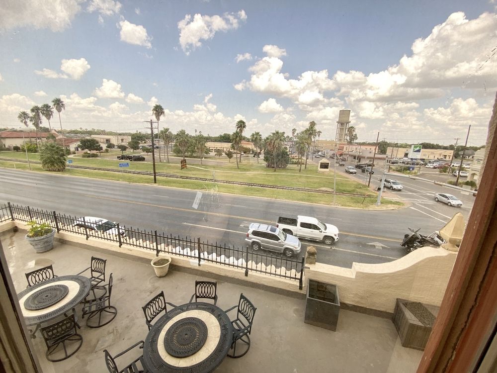 260 S Texas Blvd, Weslaco, TX 78596